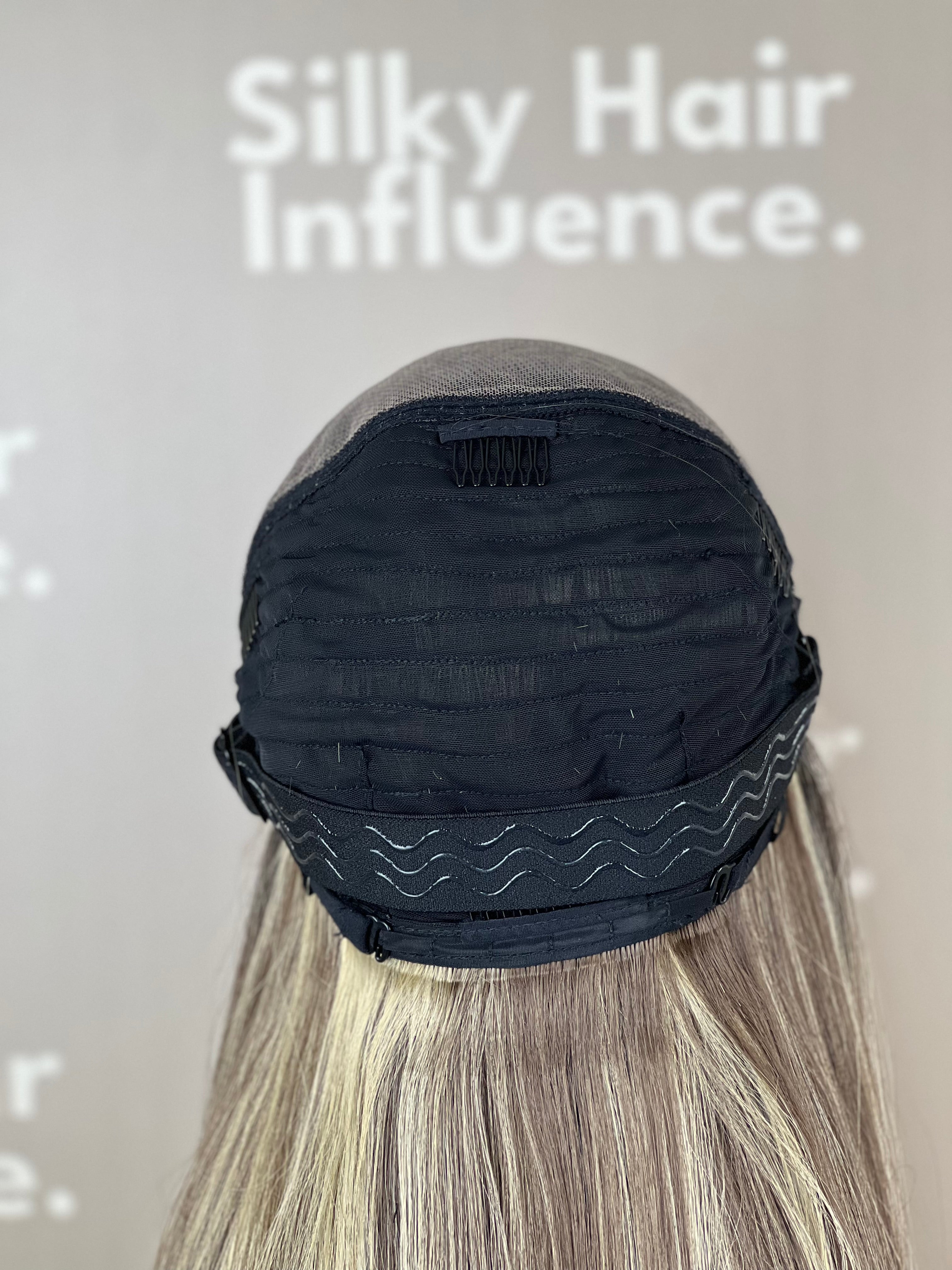 Finest Synthetic Wig 100 Highlighted Ash Bronde