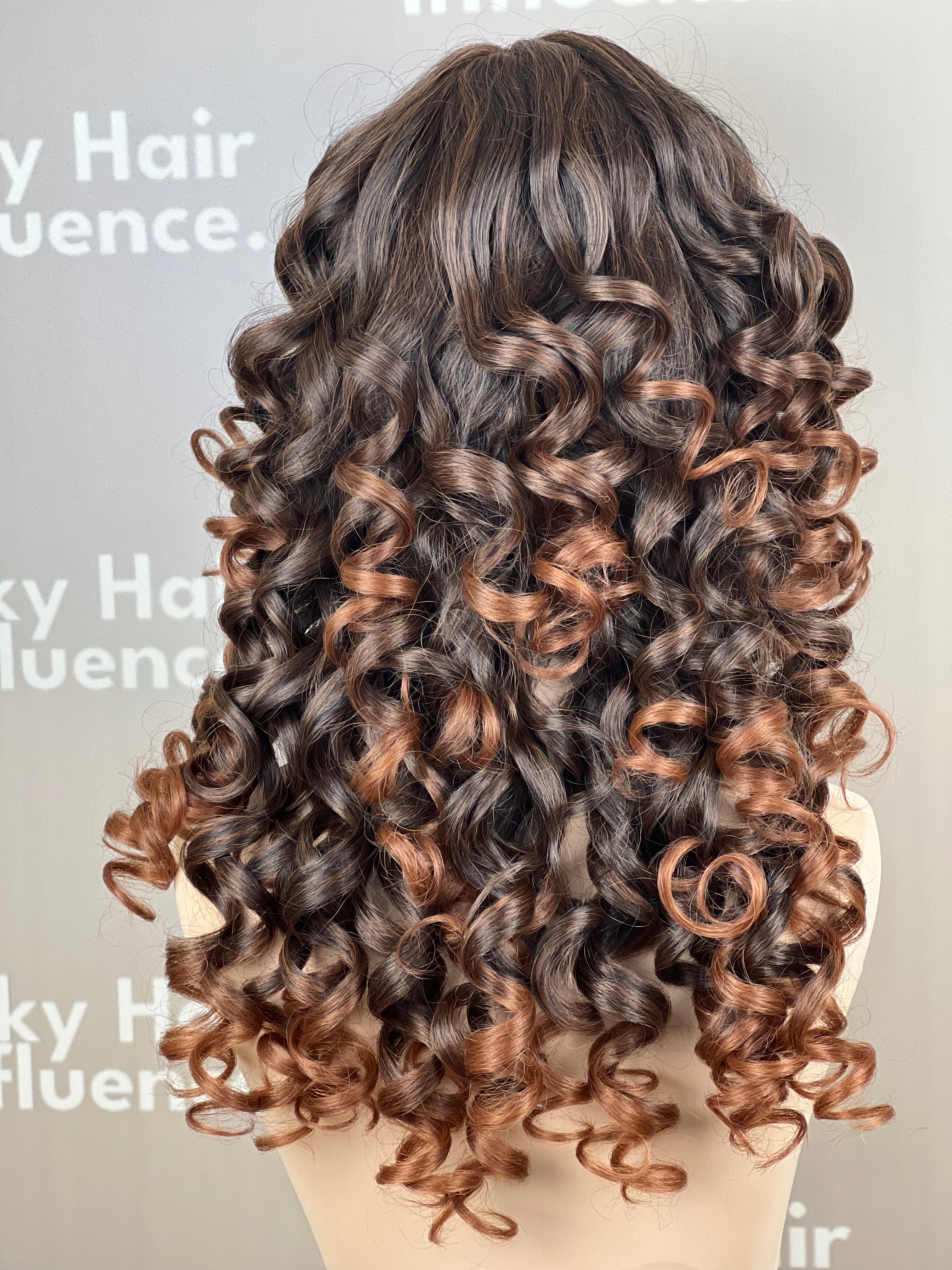 Finest Synthetic Wig 080 Ombré Brown