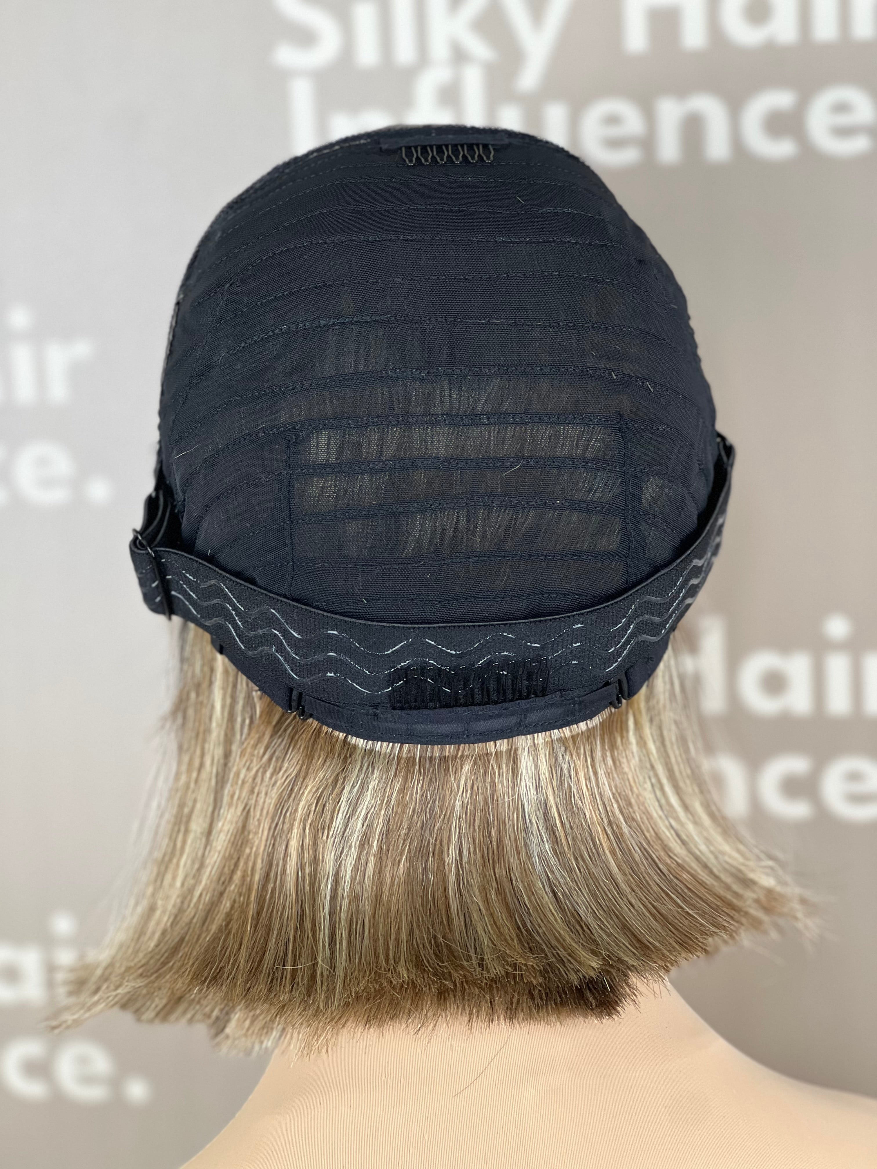 Finest Synthetic Wig 110 Highlighted Golden Bronde