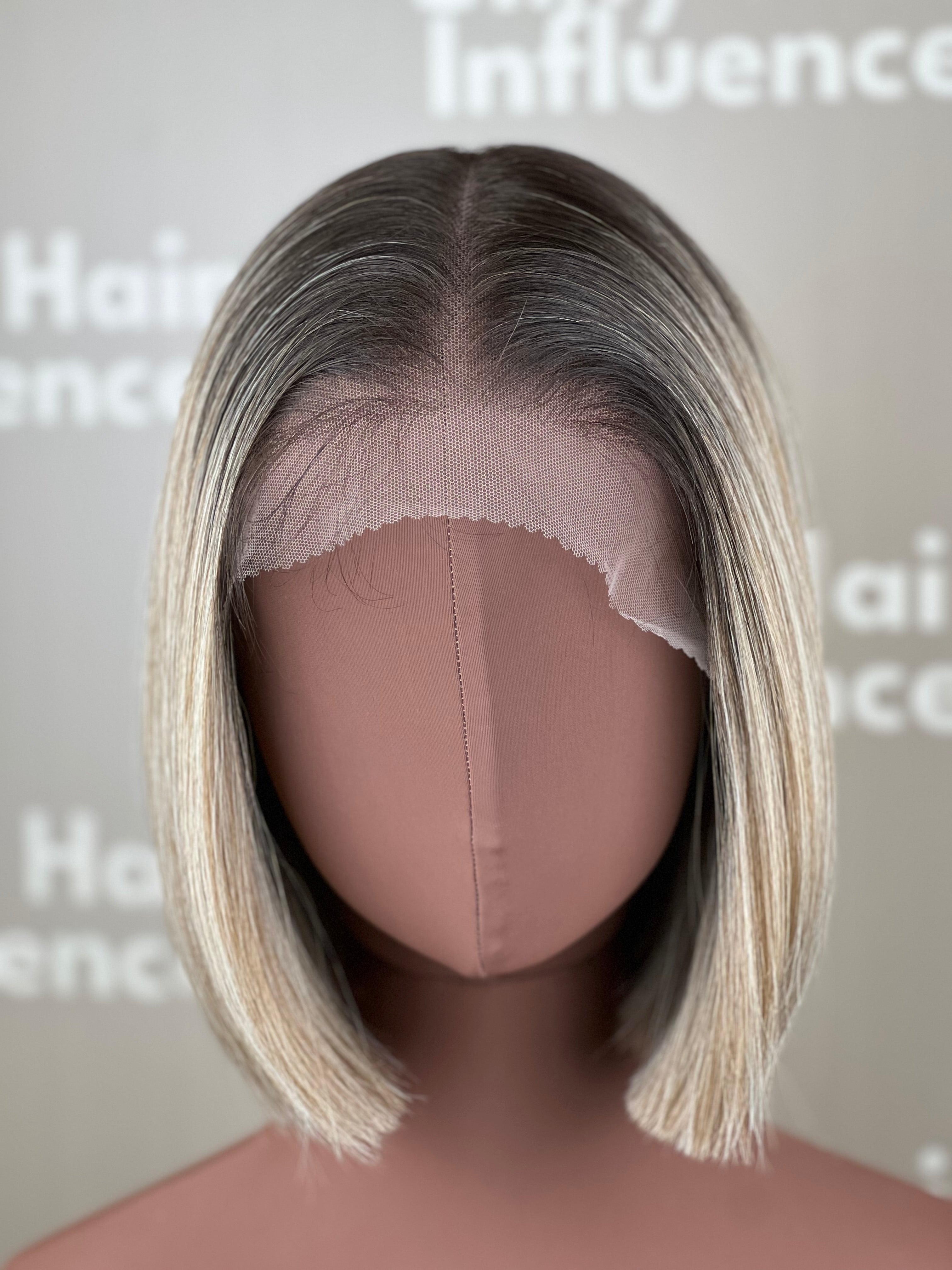 Finest Synthetic Wig 110 Ombré Blonde
