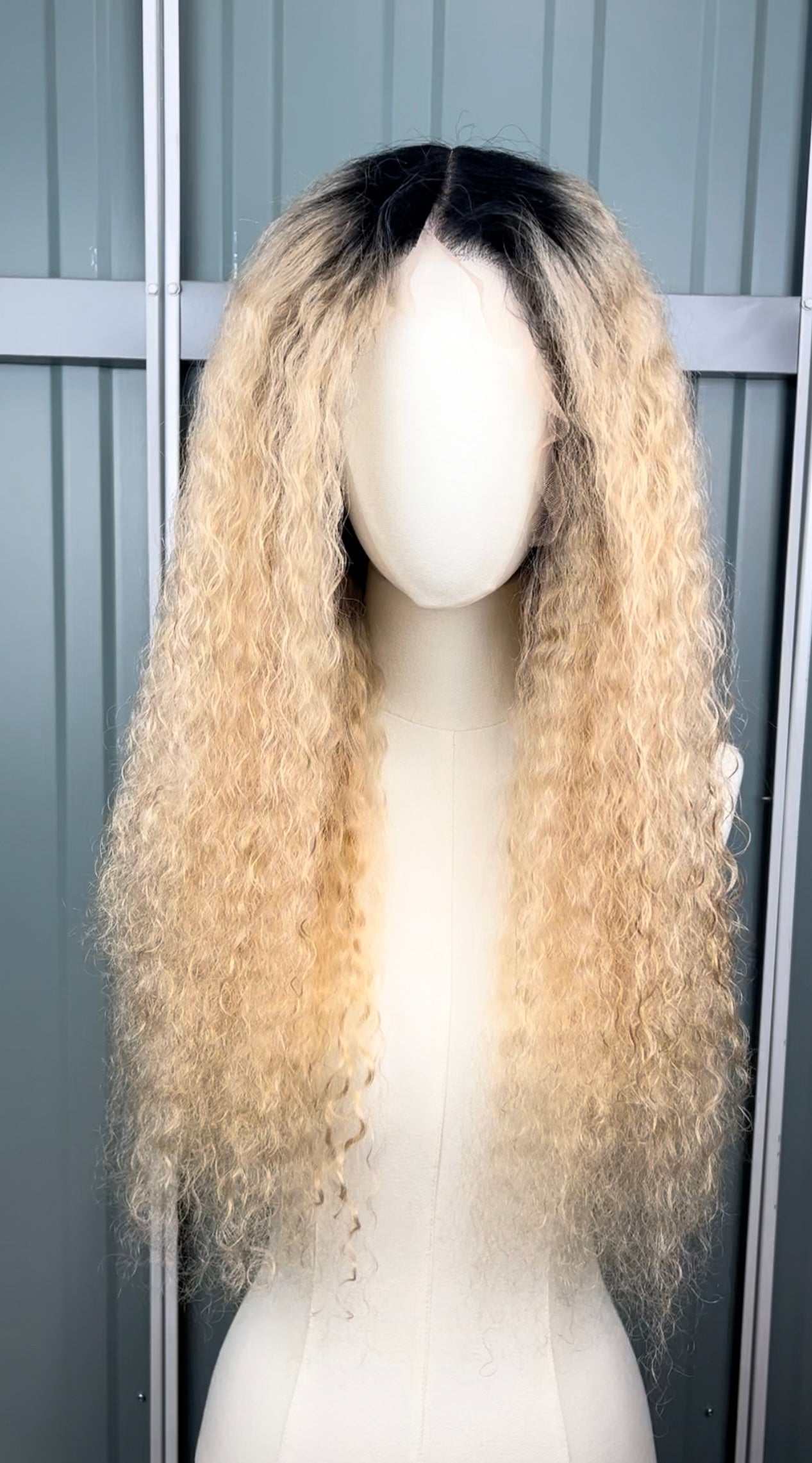BLONDE LABEL RAW HAIR WIG 005