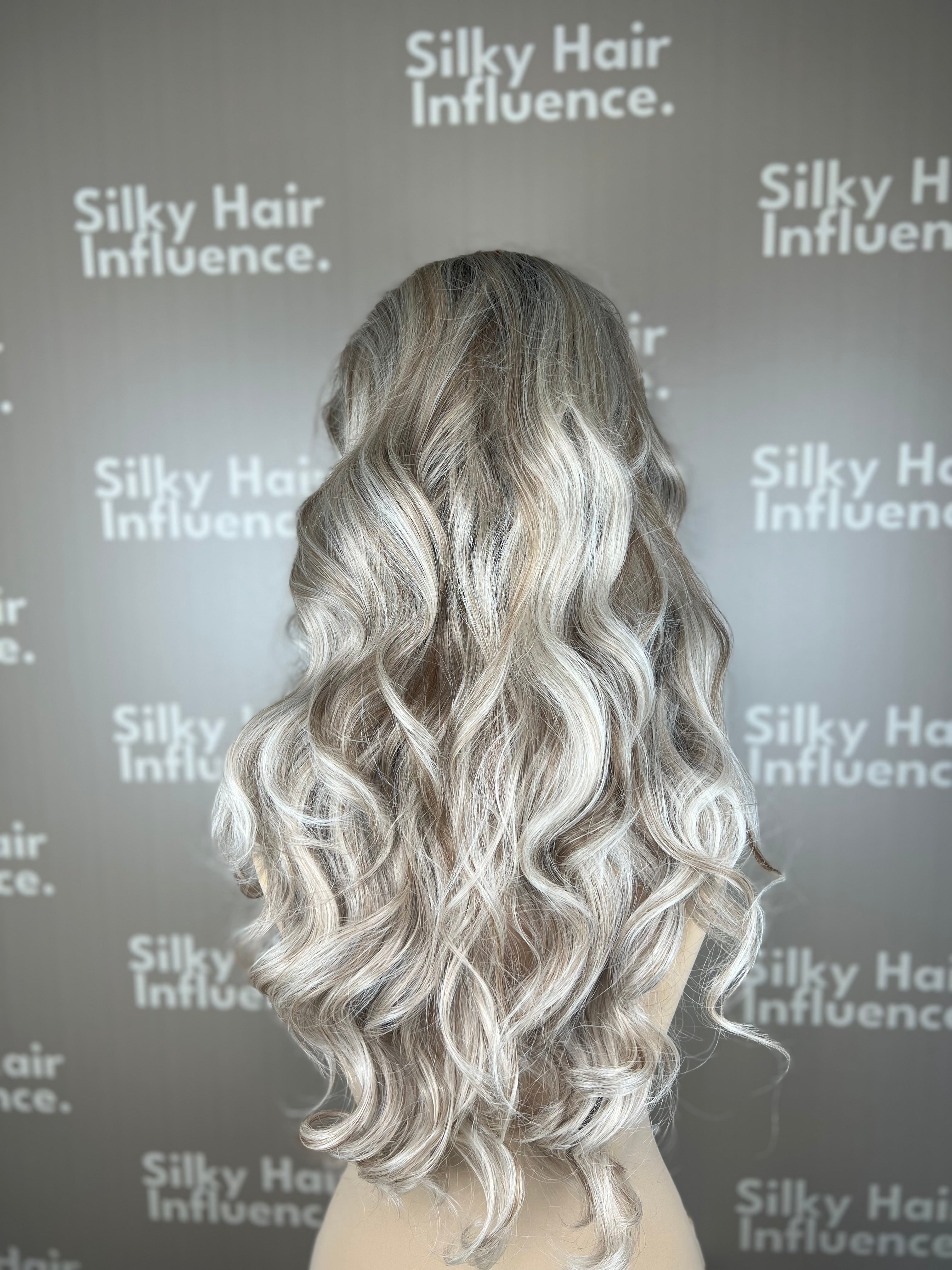 Finest Synthetic Wig 030 Highlighted Beige Blonde