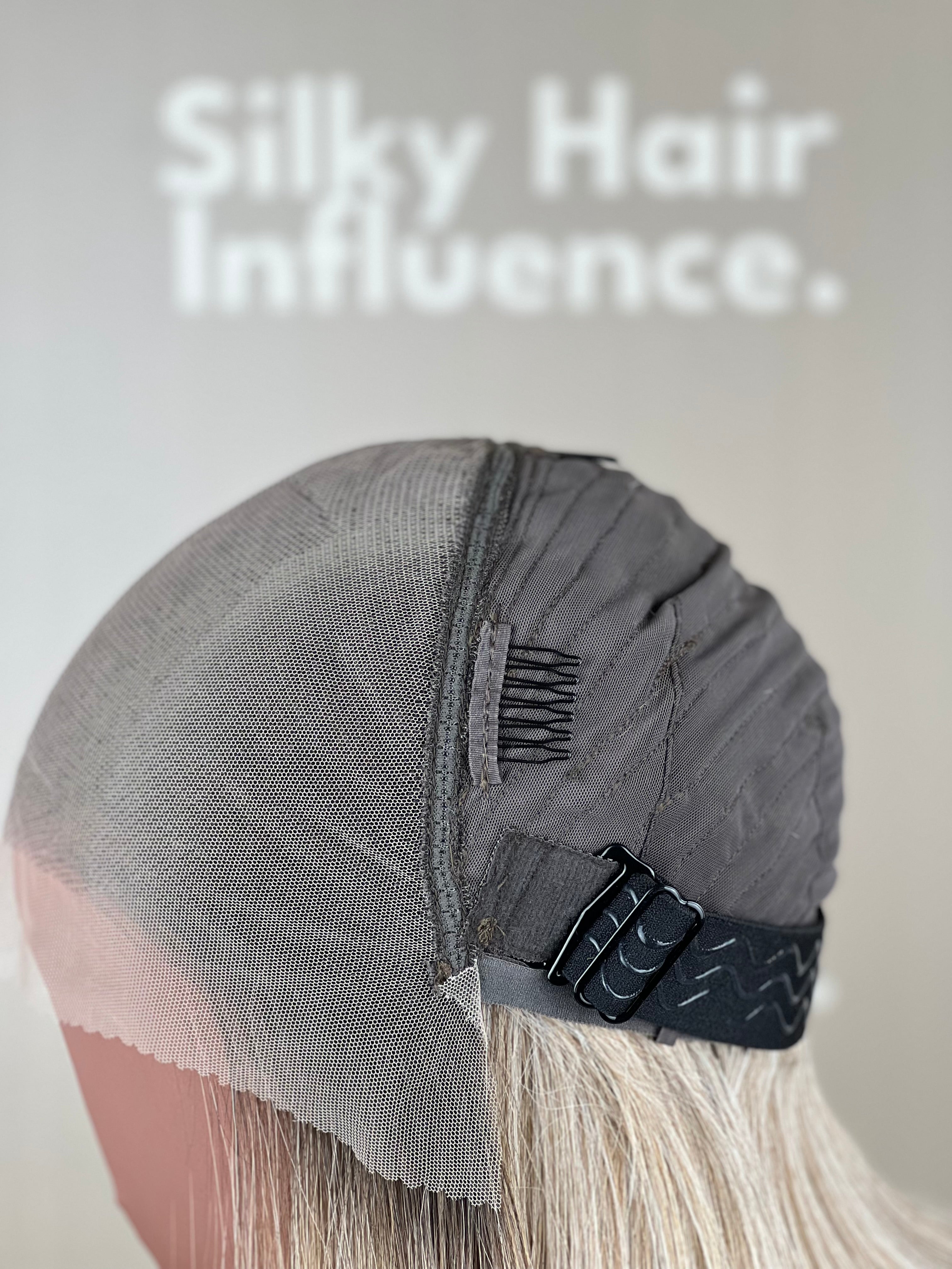 Finest Synthetic Wig 110 Ombré Blonde