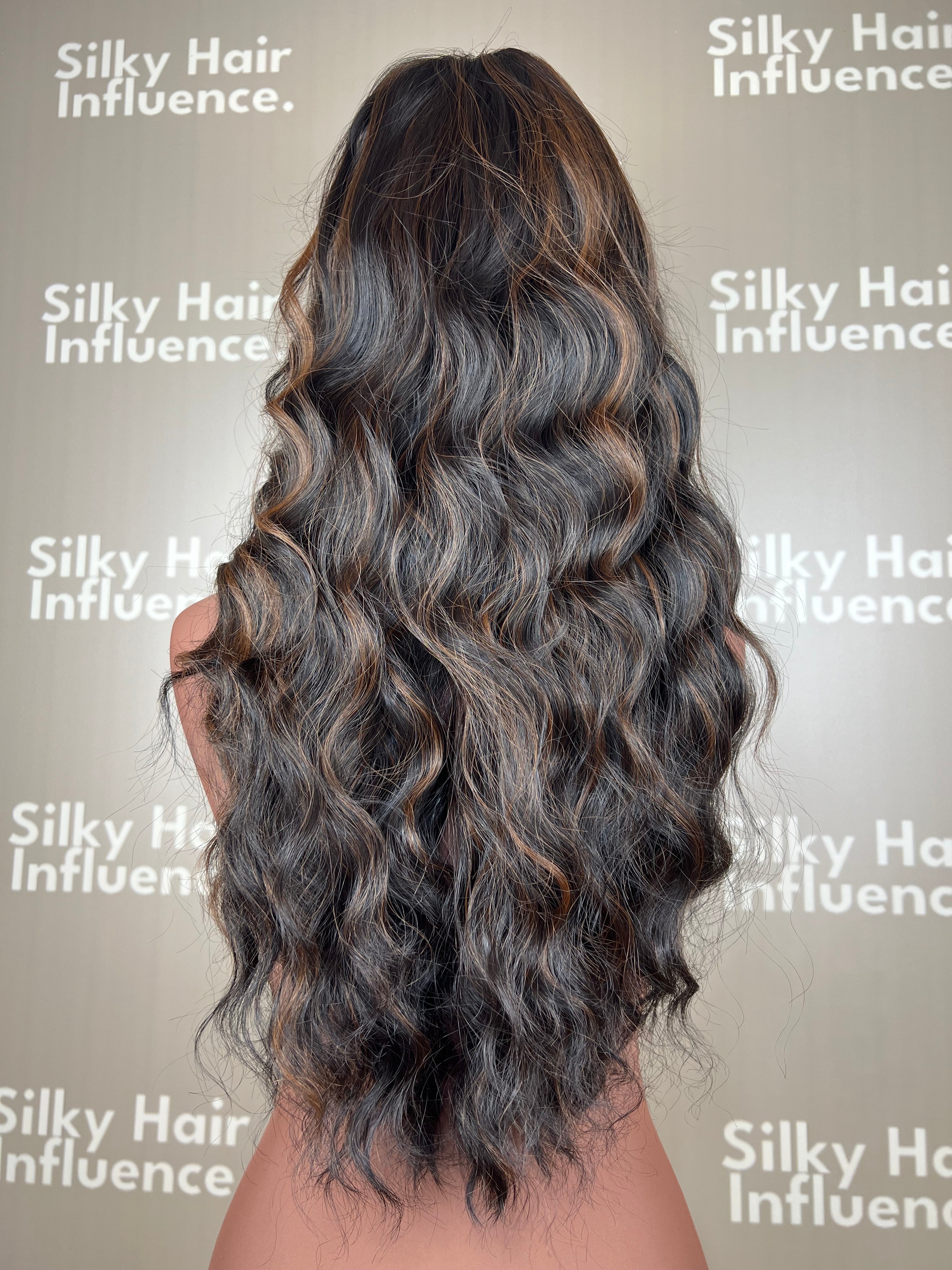 Finest Synthetic Wig 040 Highlighted Brown