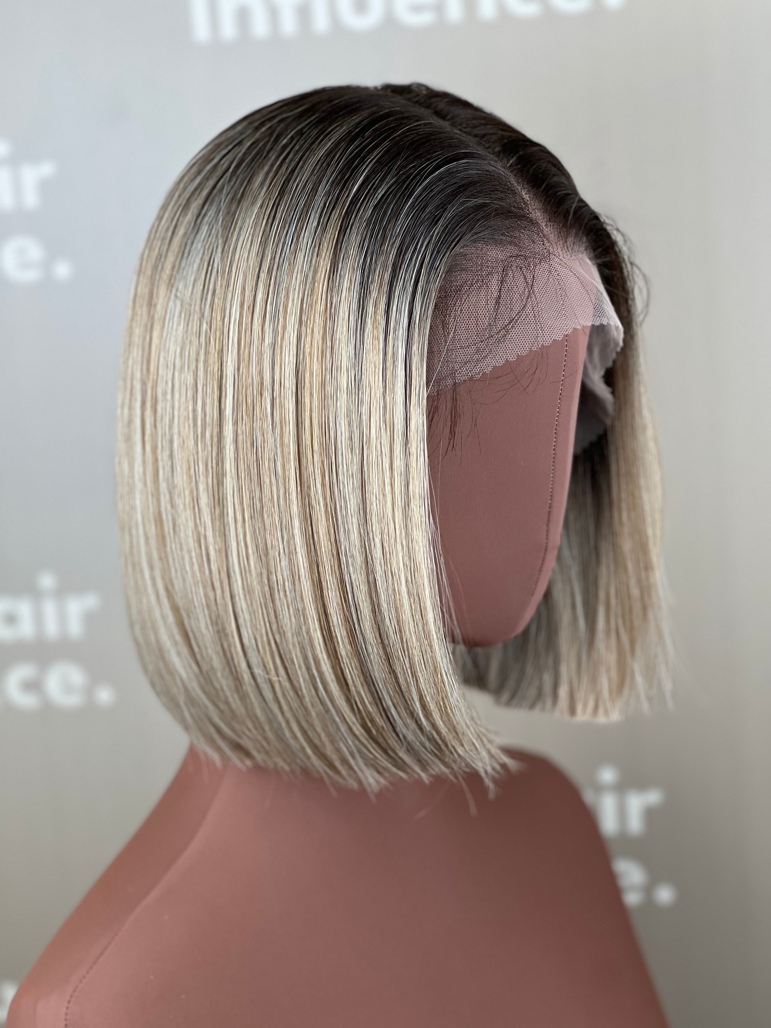 Finest Synthetic Wig 110 Ombré Blonde