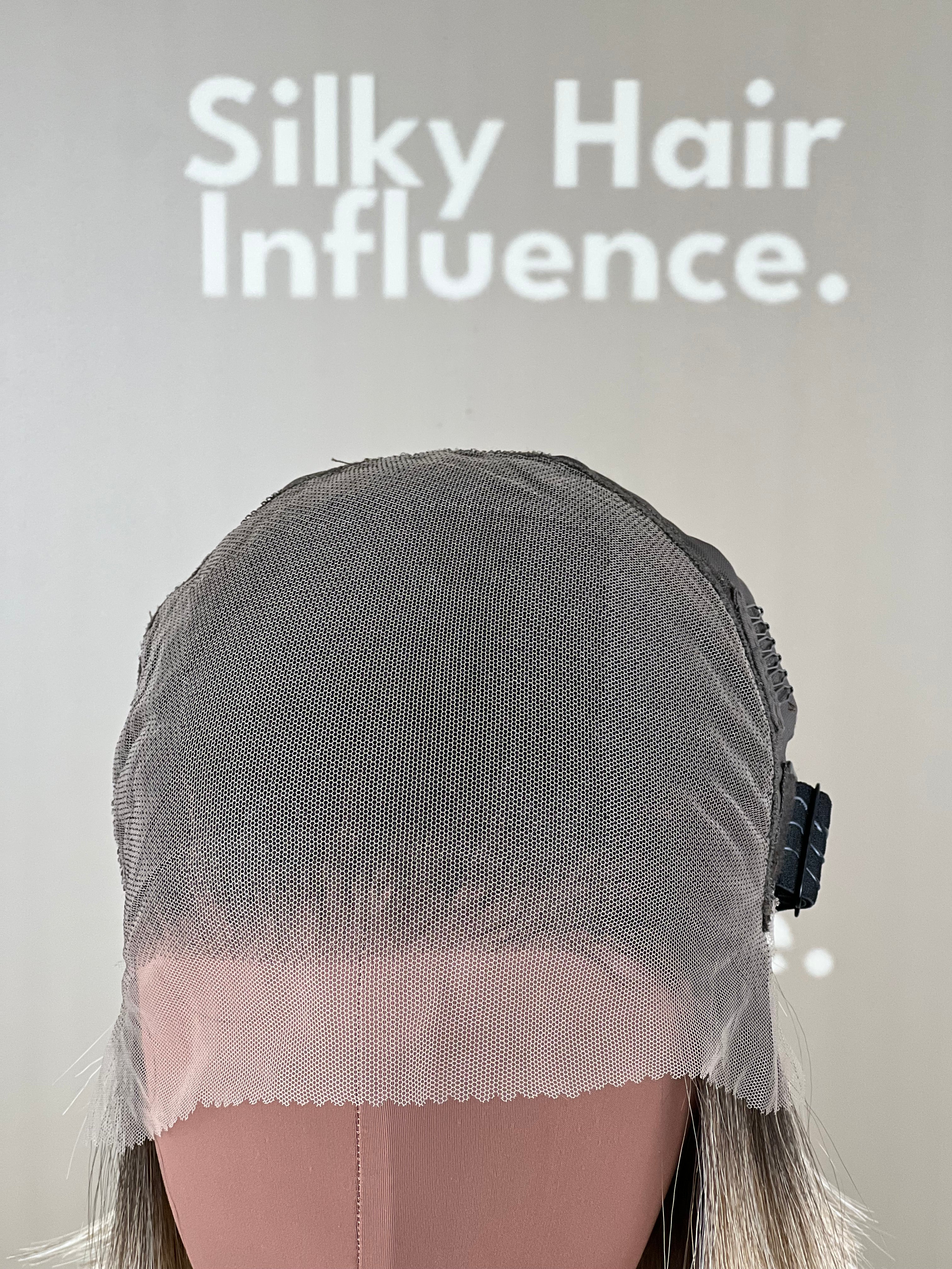 Finest Synthetic Wig 110 Ombré Blonde