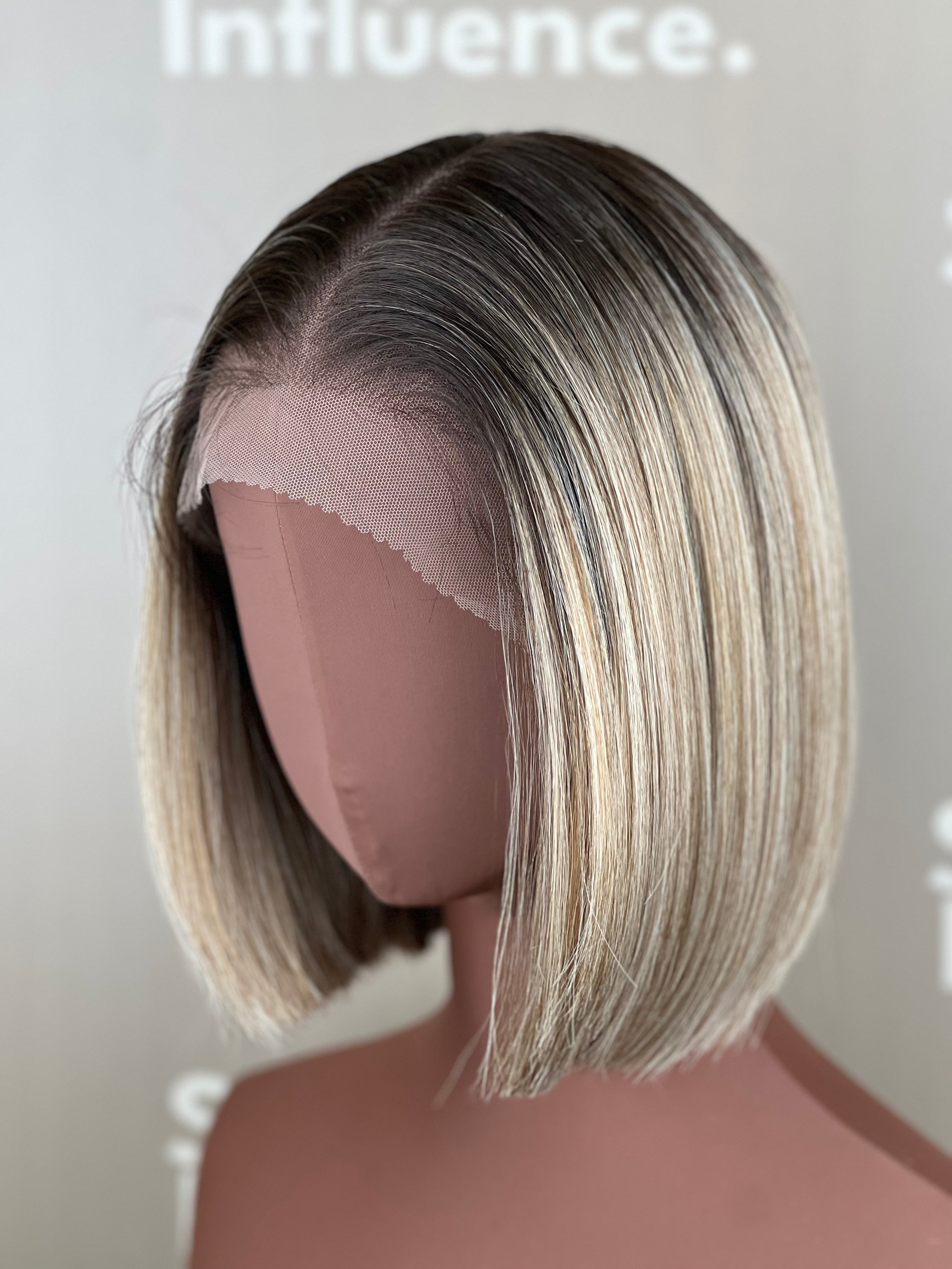 Finest Synthetic Wig 110 Ombré Blonde