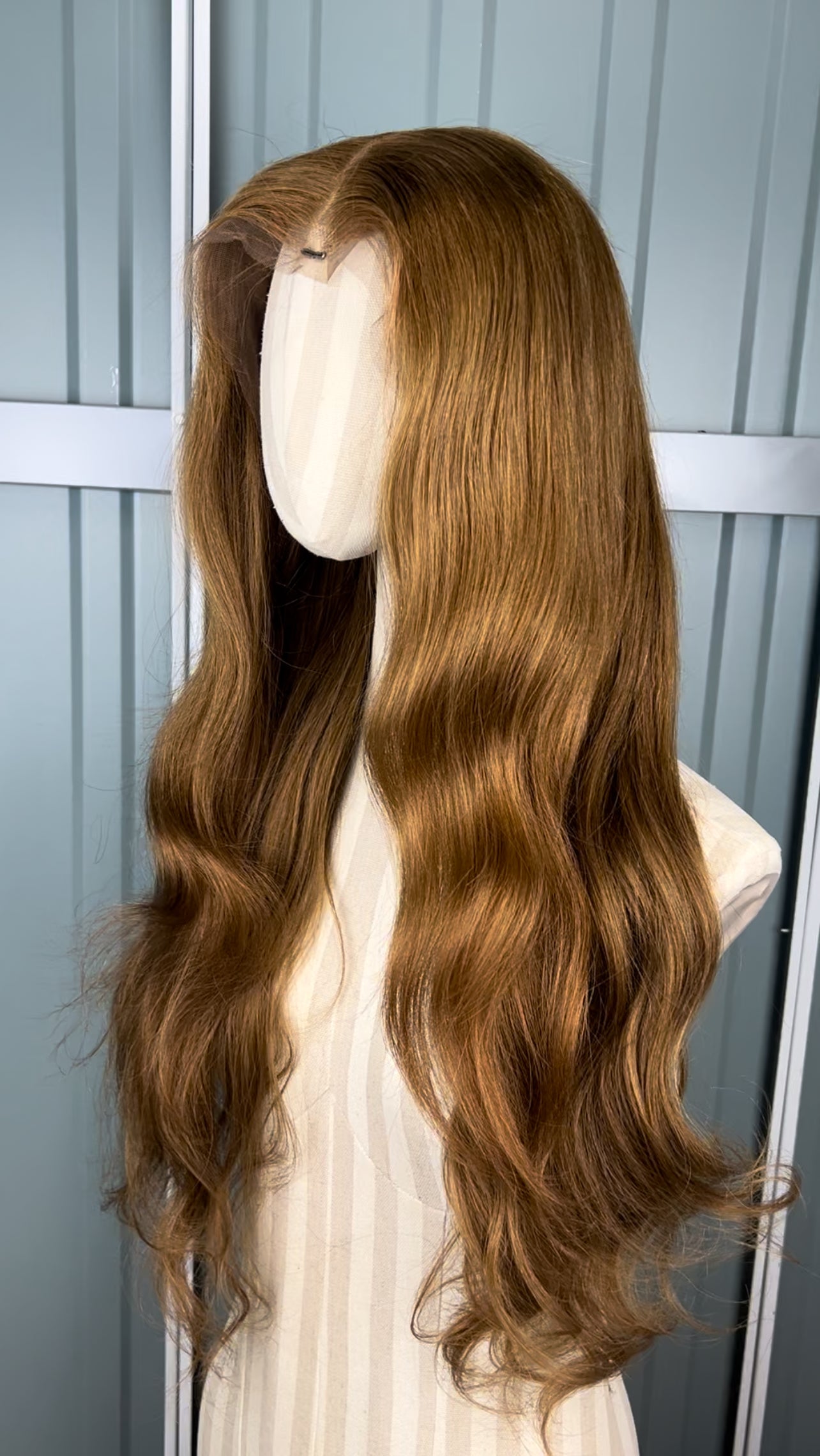 BLONDE LABEL RAW HAIR WIG 002