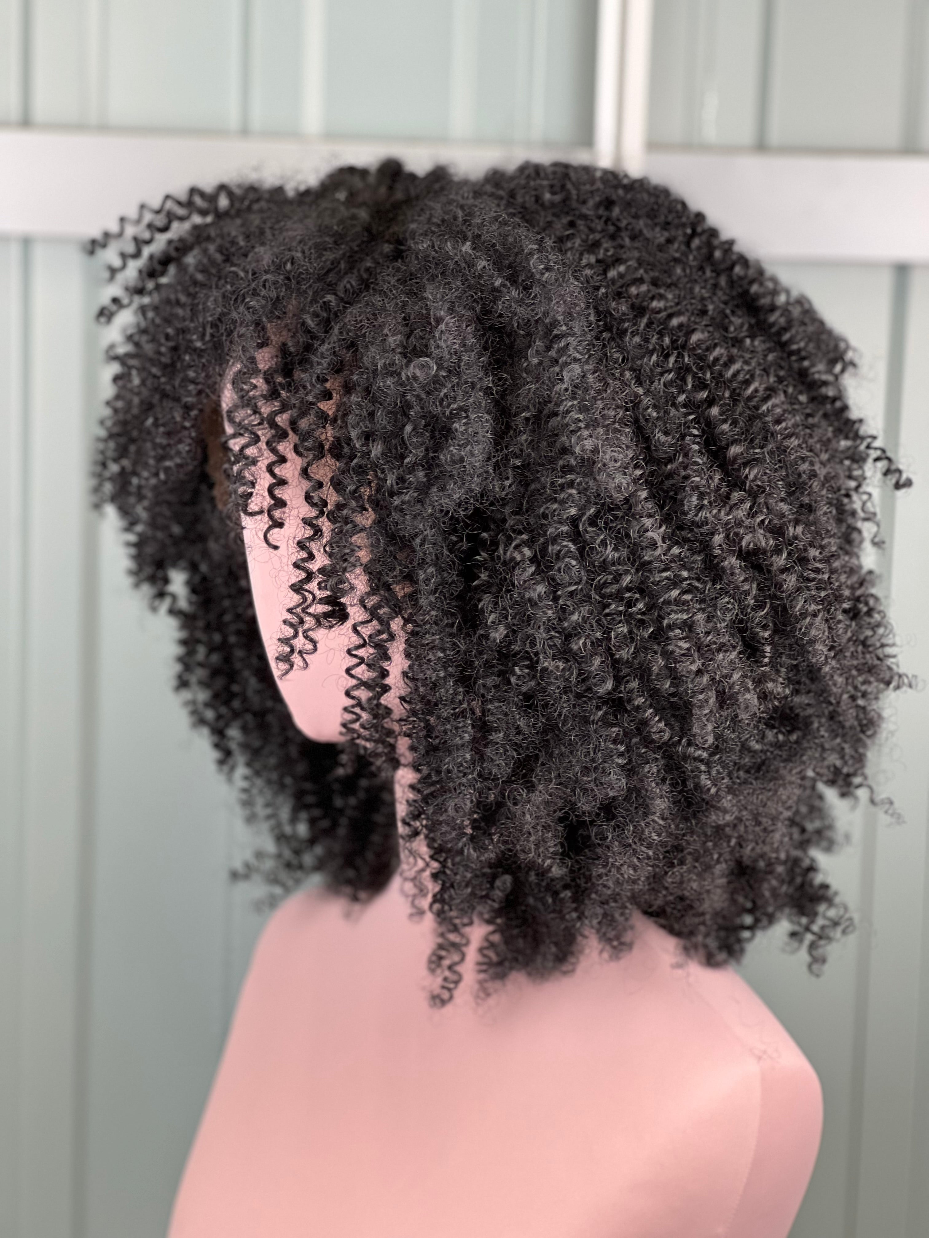 Finest Synthetic Wig 015 Kinky Curly