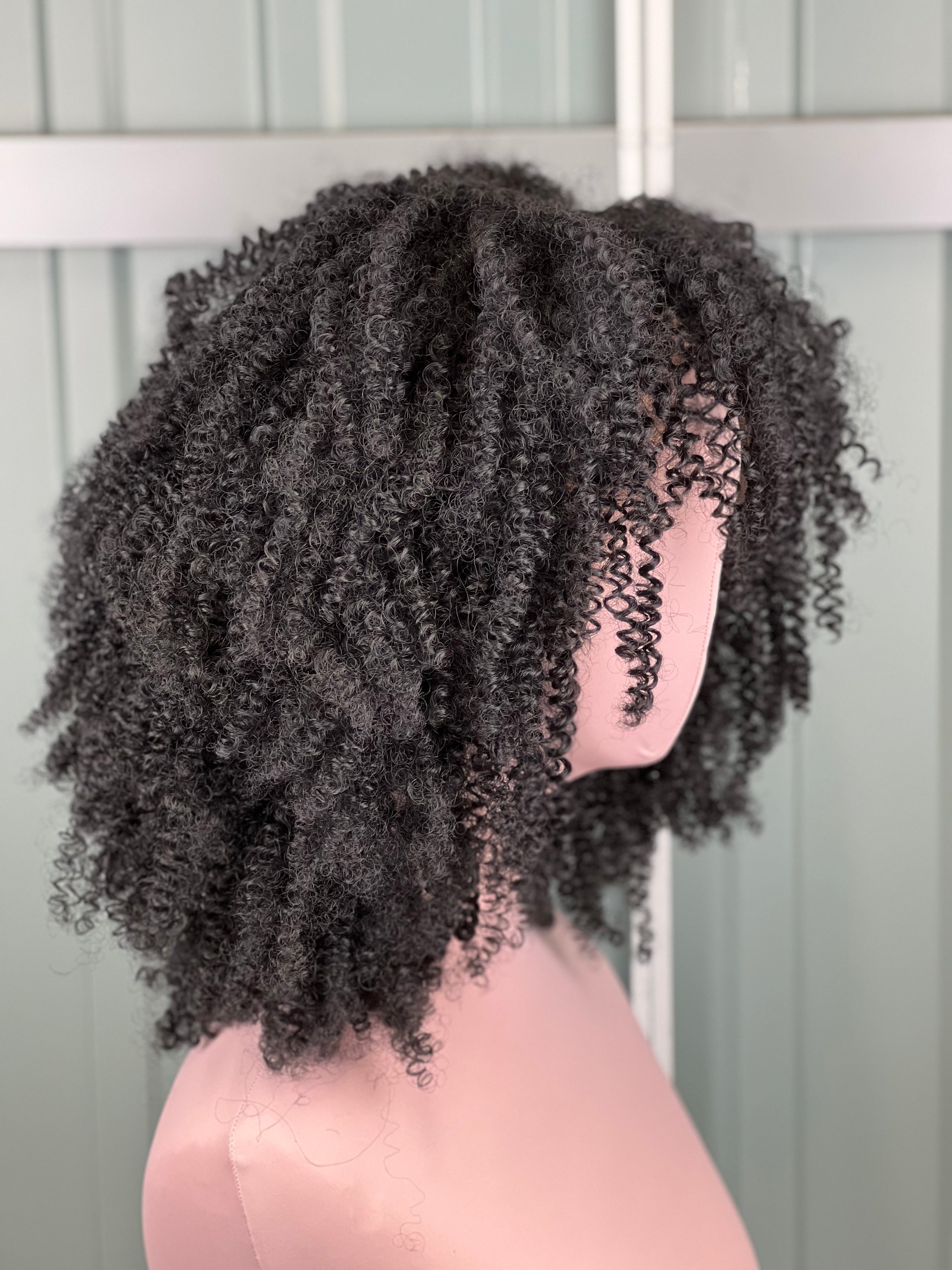 Finest Synthetic Wig 015 Kinky Curly